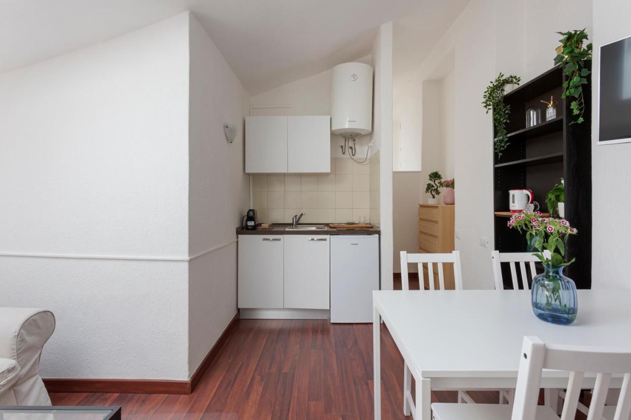 1 Bedroom Apt - Duomo 4 Milan Exterior photo